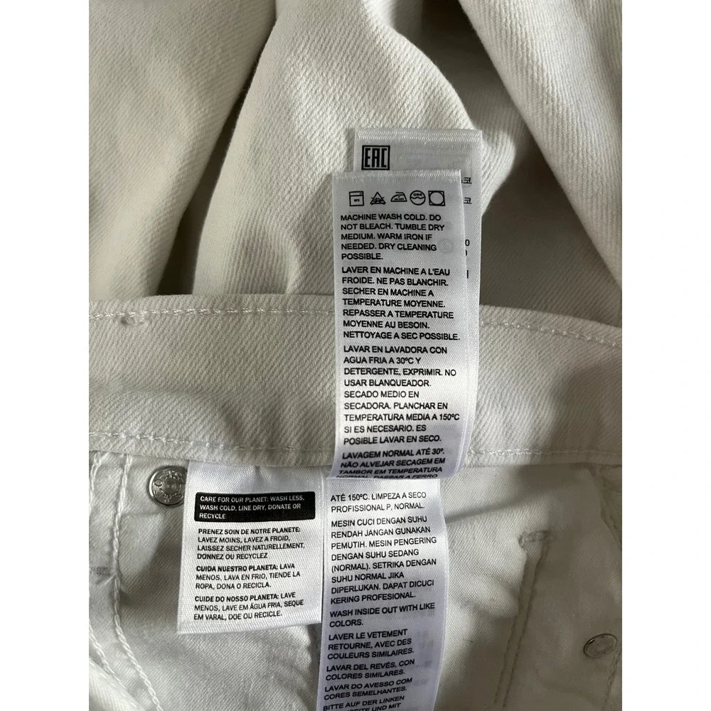Levi's 311 Shaping Skinny Capri 29 White Mid Rise Stretch Denim Preppy Coastal